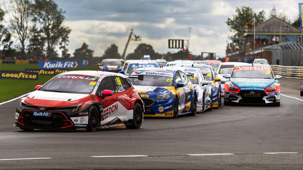 Croft Race 1 - race scene